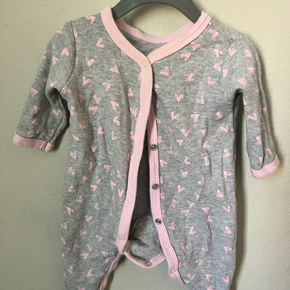 Carter’s , 0-3months , Gray & Pink, Footies